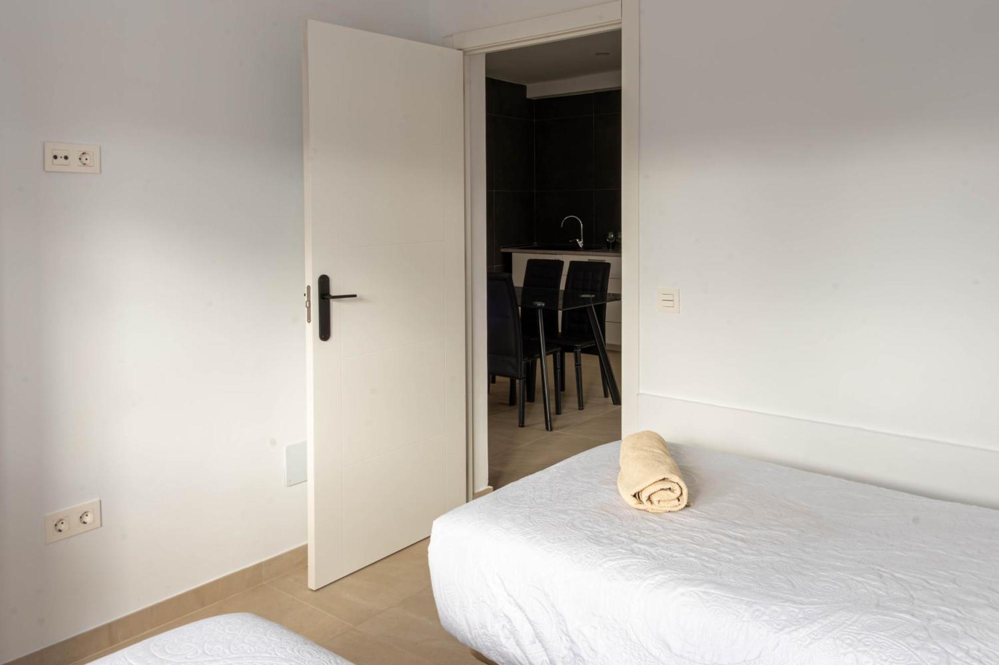 Kiposhi Beach Apartments Punta Mujeres Haría Exterior photo